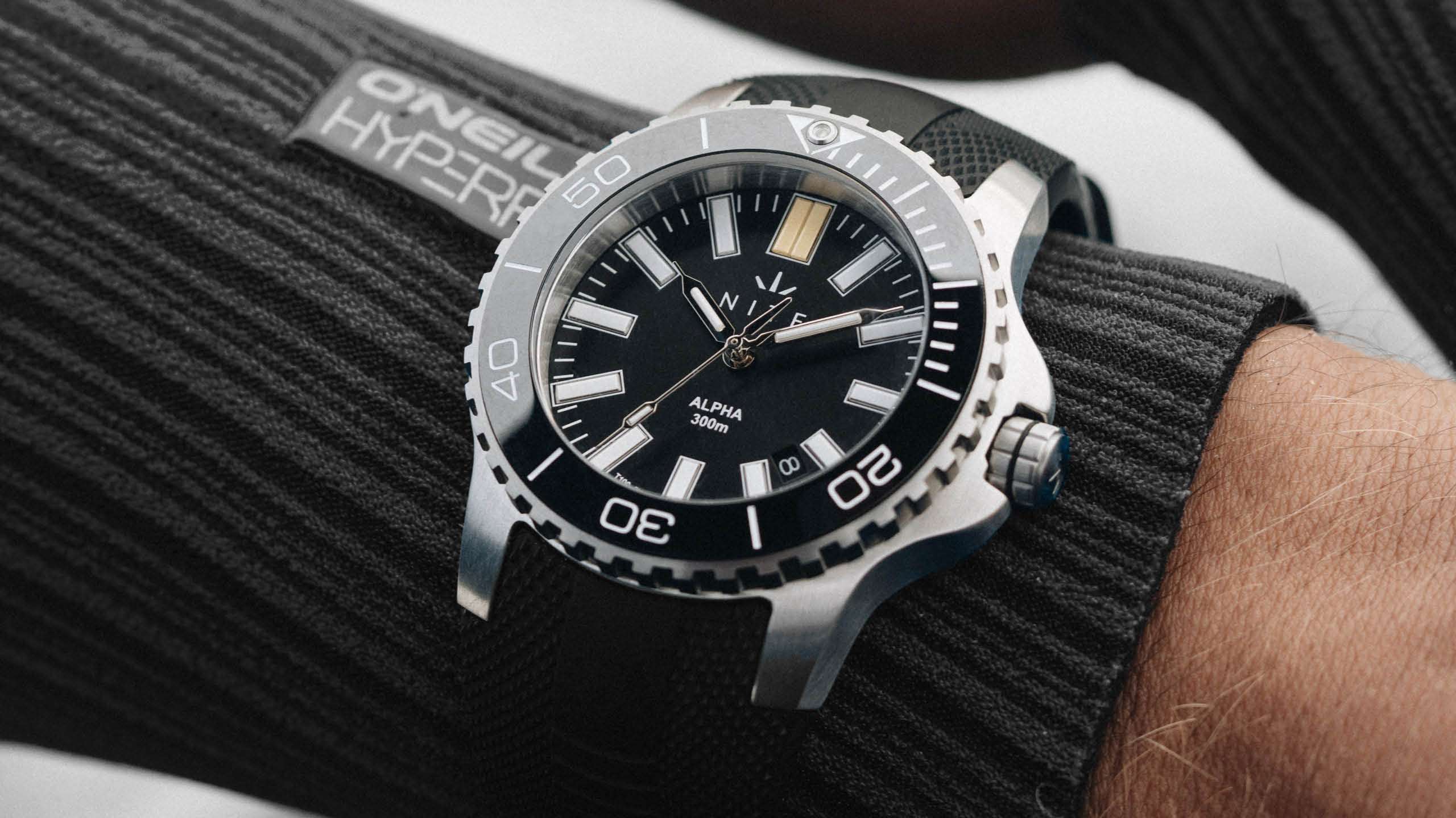 How to Use a Dive Watch Bezel: A Simple Guide for New Divers – NITE ...