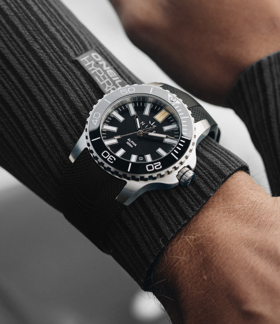 How Professional Quartz Tool Watches Are Built – NITE Watches UK
